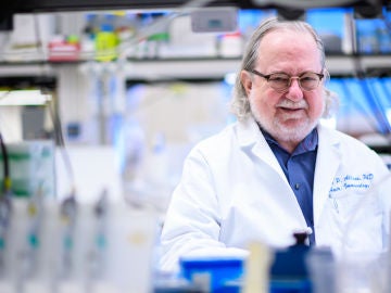La primera inmunoterapia contra el cancer premio Fundacion BBVA en Biomedicina La primera inmunoterapia contra el cancer premio Fundacion BBVA en Biomedicina