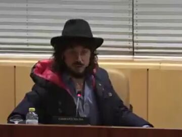 El alegato del dramaturgo Paco Bezerra a Vox tras la prohibición de su obra: "Sí Santa Teresa estuviera aquí les escupiría en la cara"