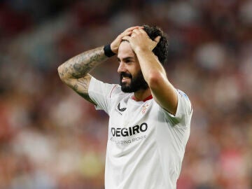 Isco Alarcón en un partido con el Sevilla